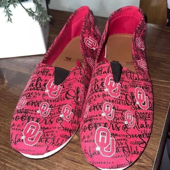 Football Women's Script Canvas Shoes Slide Slip On Flats New Oklahoma XL 11/12 - Picture 1 of 10